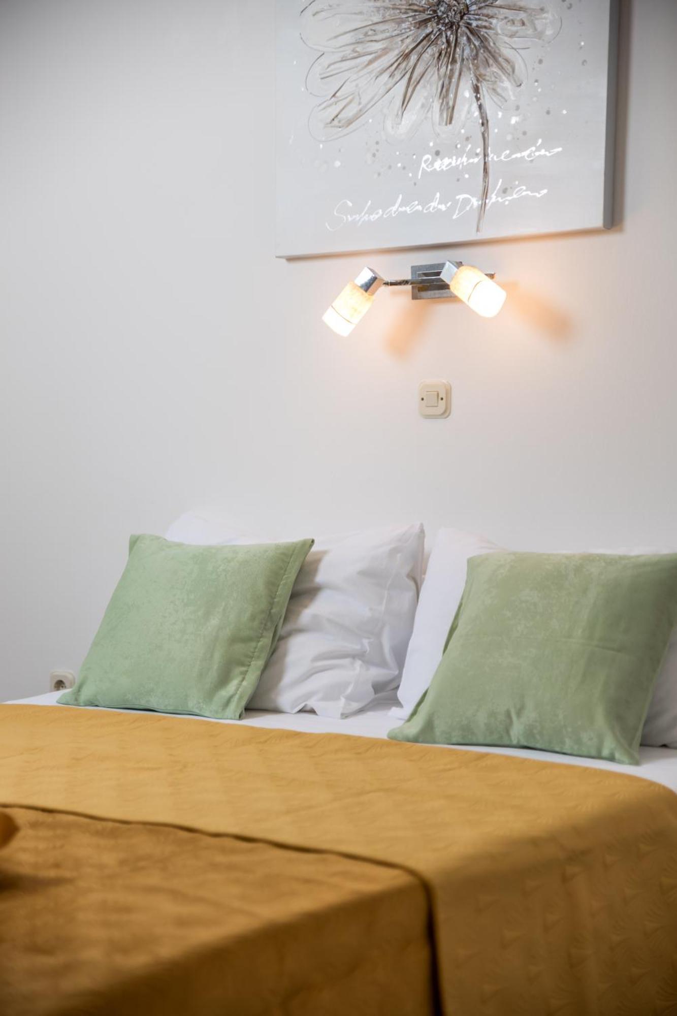 Apartments Kovacic Kraljevica Bagian luar foto