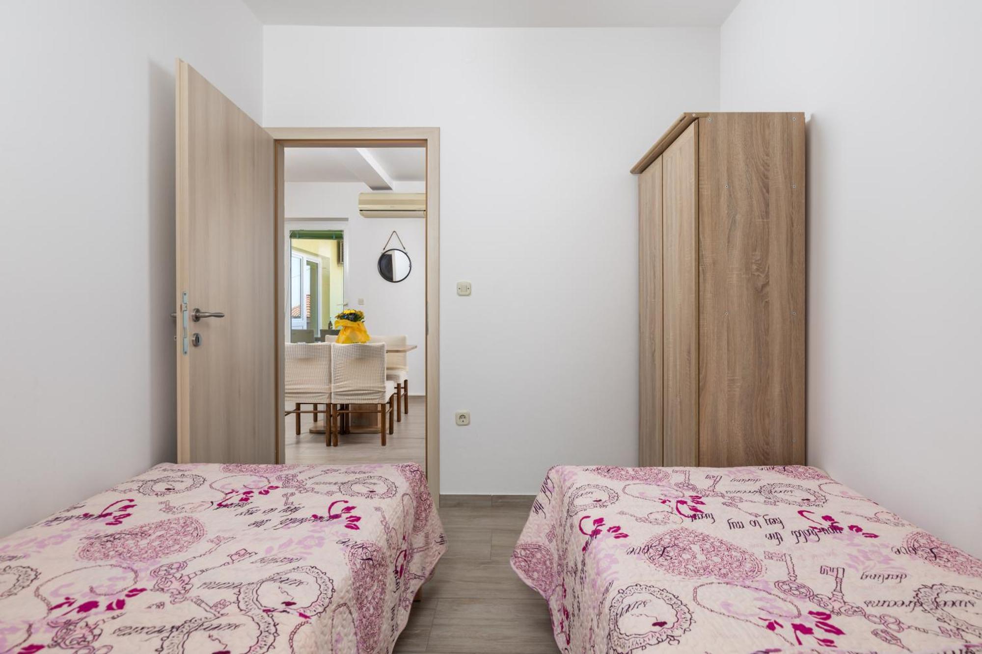 Apartments Kovacic Kraljevica Bagian luar foto