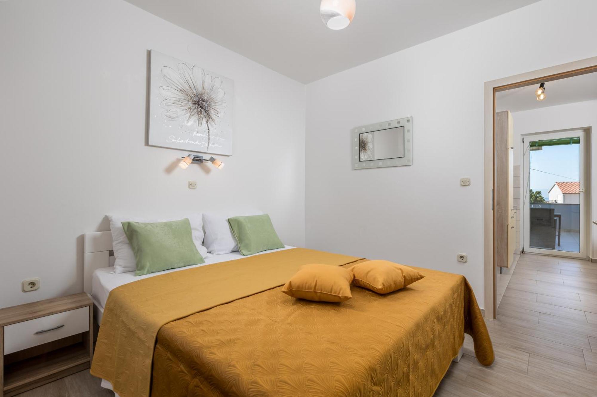 Apartments Kovacic Kraljevica Bagian luar foto