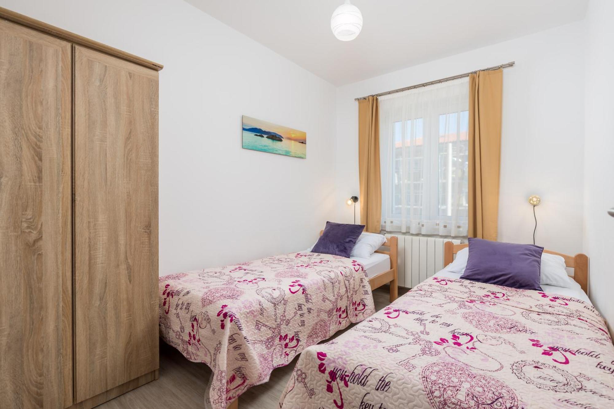 Apartments Kovacic Kraljevica Bagian luar foto