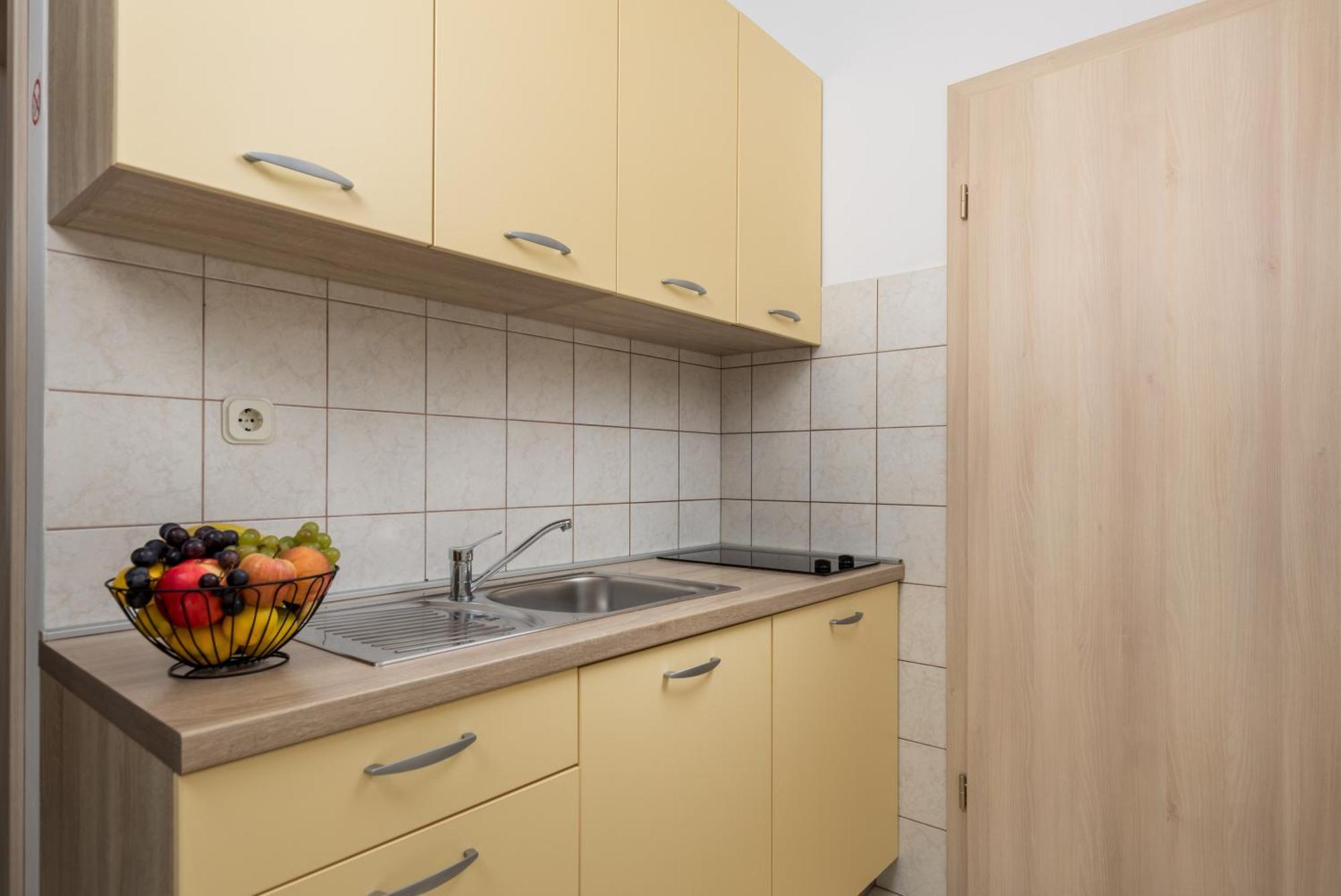 Apartments Kovacic Kraljevica Bagian luar foto